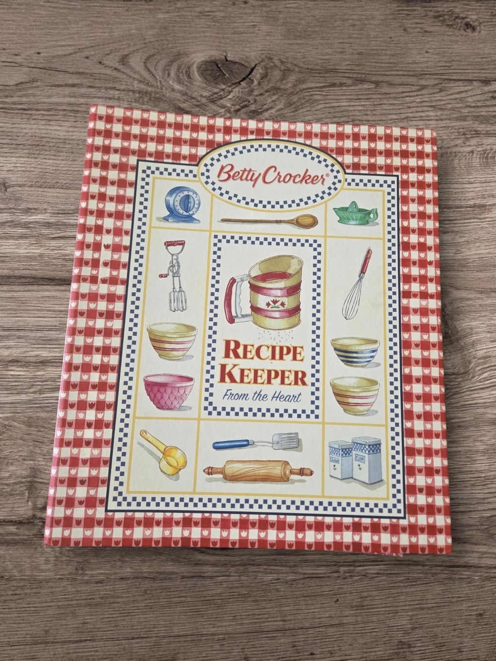 Betty Crocker "Recipe Keeper From the Heart" 3-Ring Binder Organizer